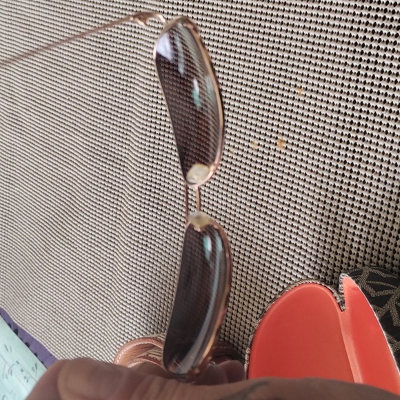 Michael Kors unisex sunglasses - Picture 8 of 8